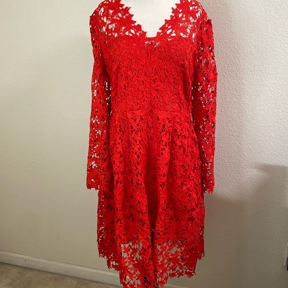 Astr Dresses & Skirts - ASTR Red‎ lace Long Sleeve V Neck Lined Back Zip Size XL